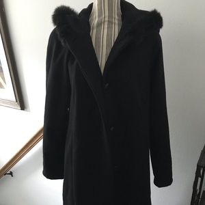Donnybrook 100% wool long floor length size 6 coat